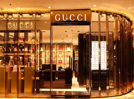 gucci showroom in delhi.